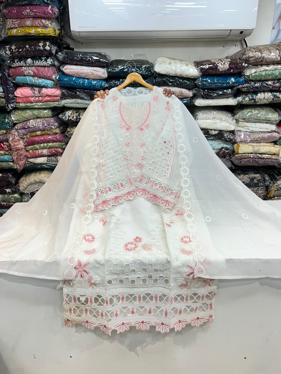 PAKISTANI SUIT 1149