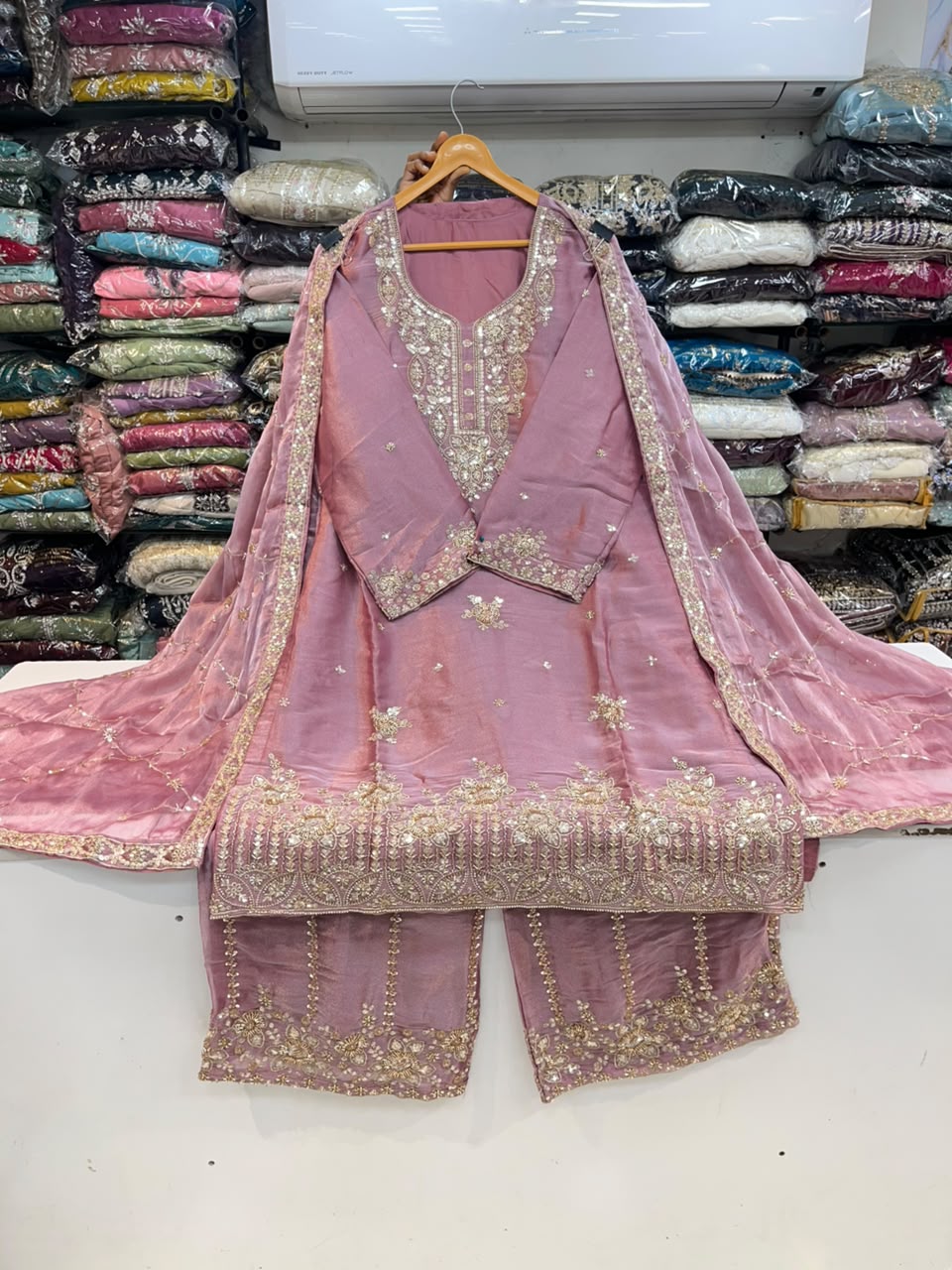 WEDDING COLLECTION