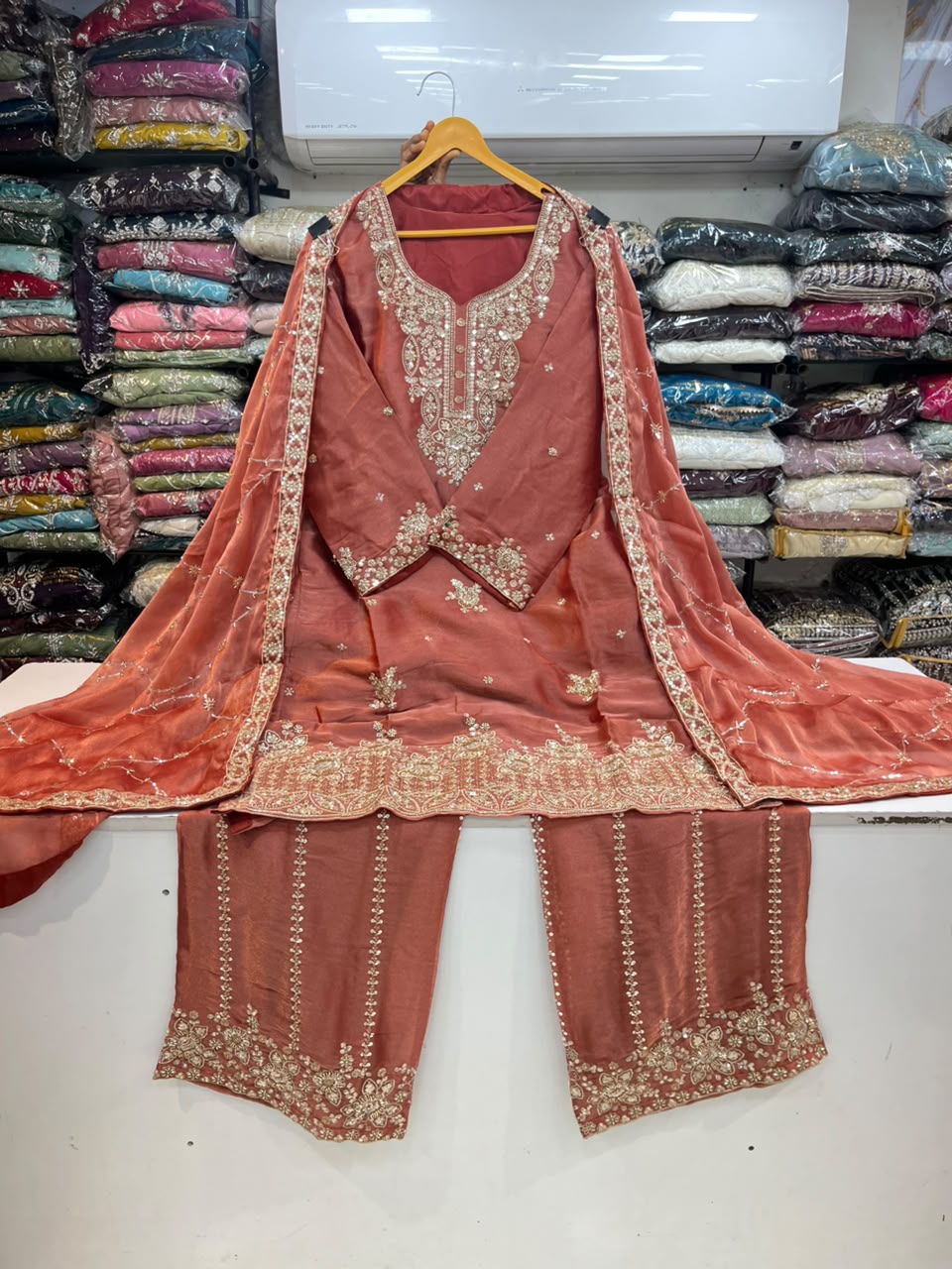 WEDDING COLLECTION