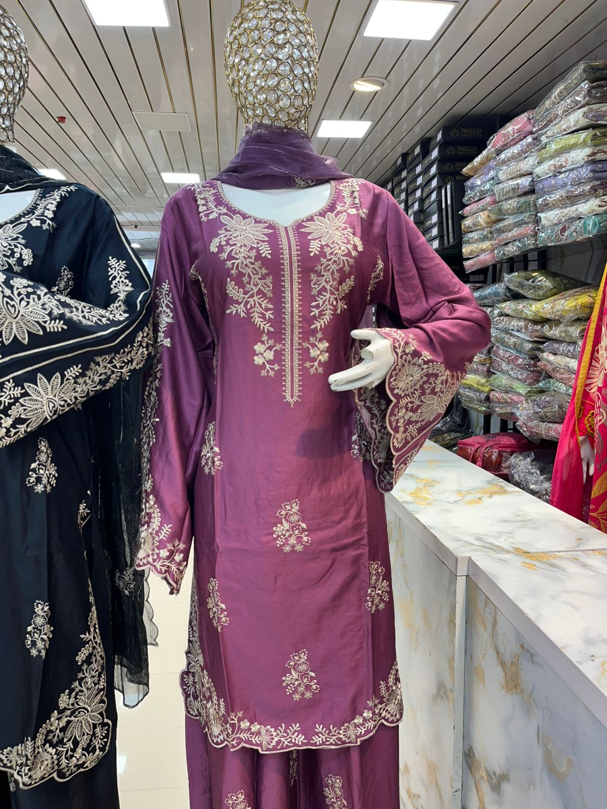 Pakistani Rayyon embroidery