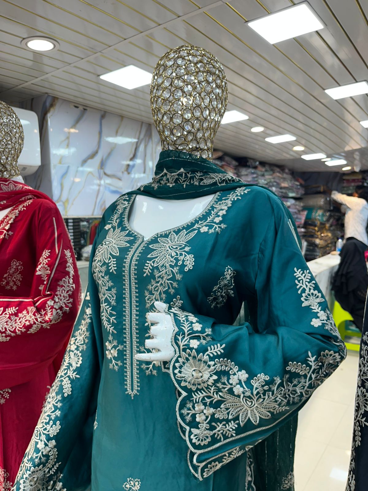 Pakistani Rayyon embroidery