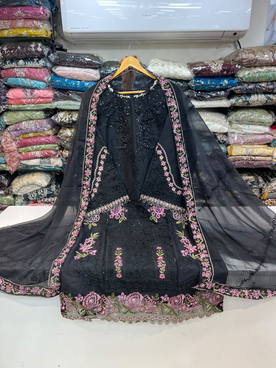 PAKISTANI SUIT 1140