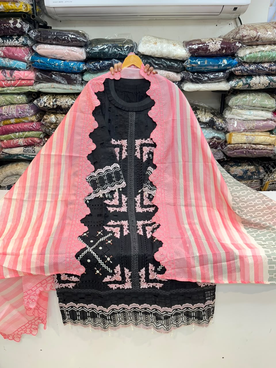 PAKISTANI SUIT 1151
