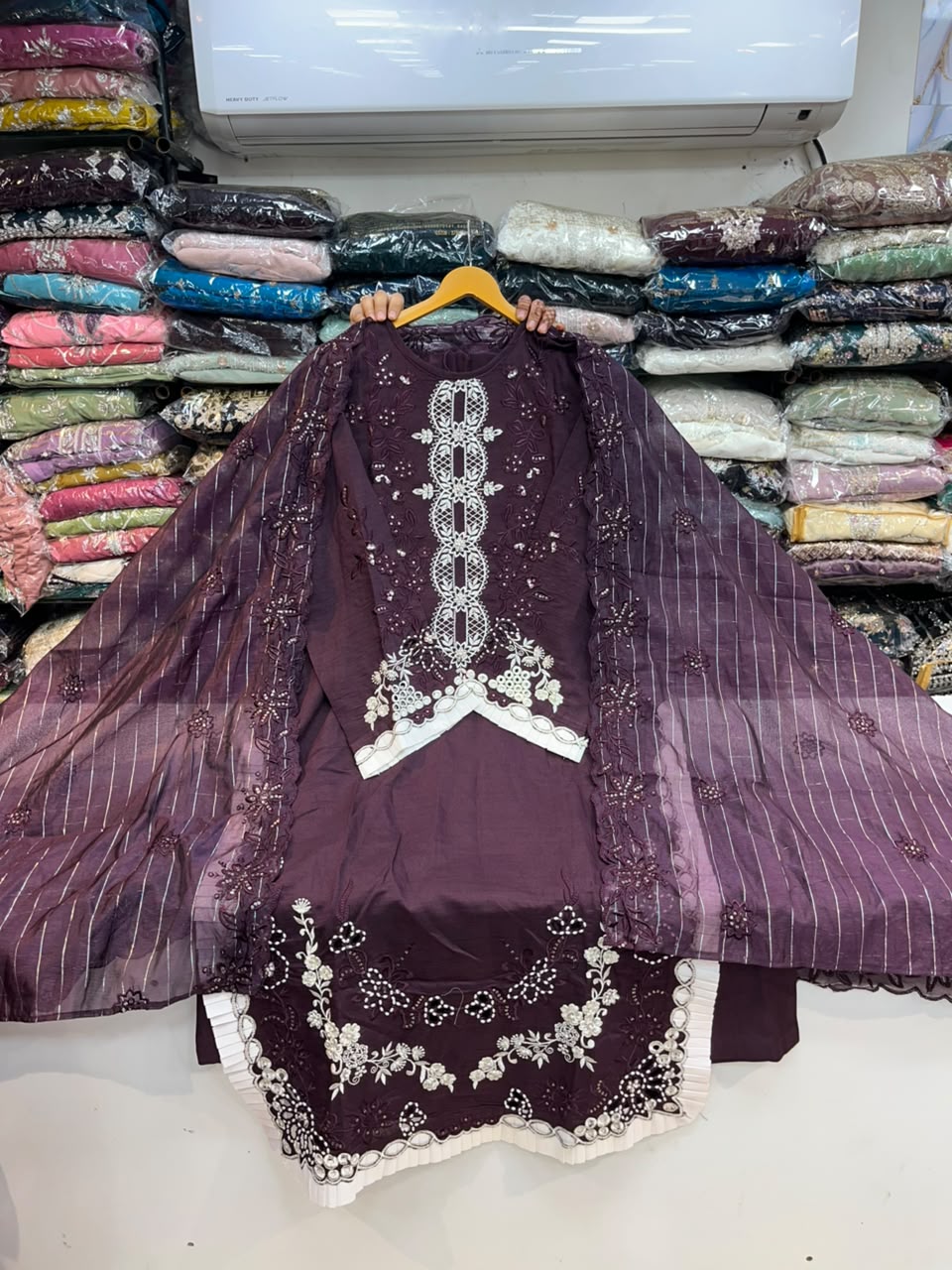 PAKISTANI SUIT 1146
