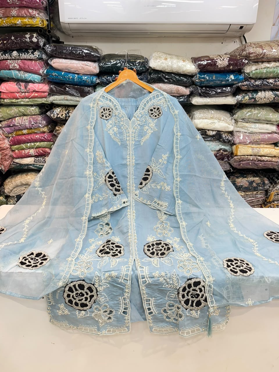 PAKISTANI SUIT 1139