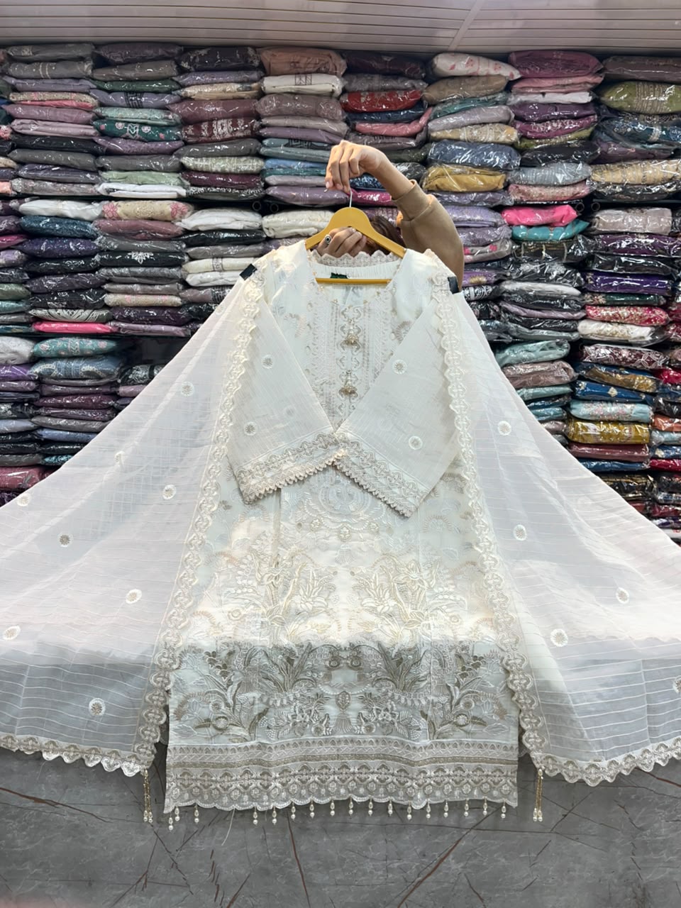 PAKISTANI SUIT 1153