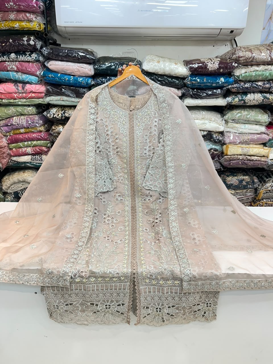 PAKISTANI SUIT 1137