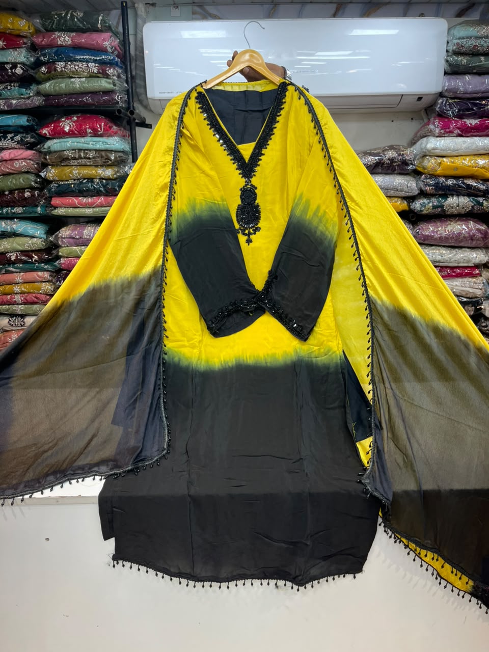 PAKISTANI SUIT 1157