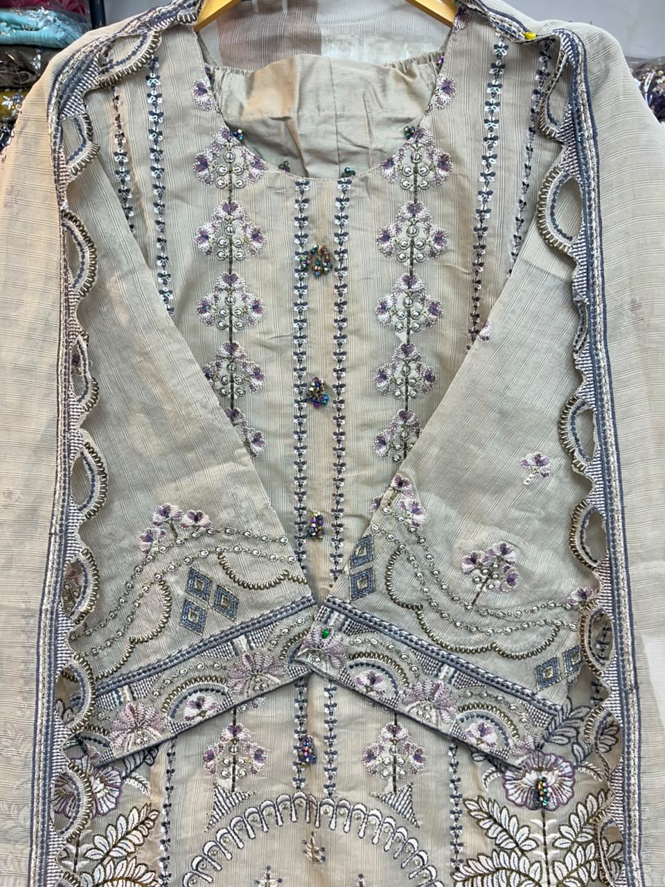 PAKISTANI SUIT 1163