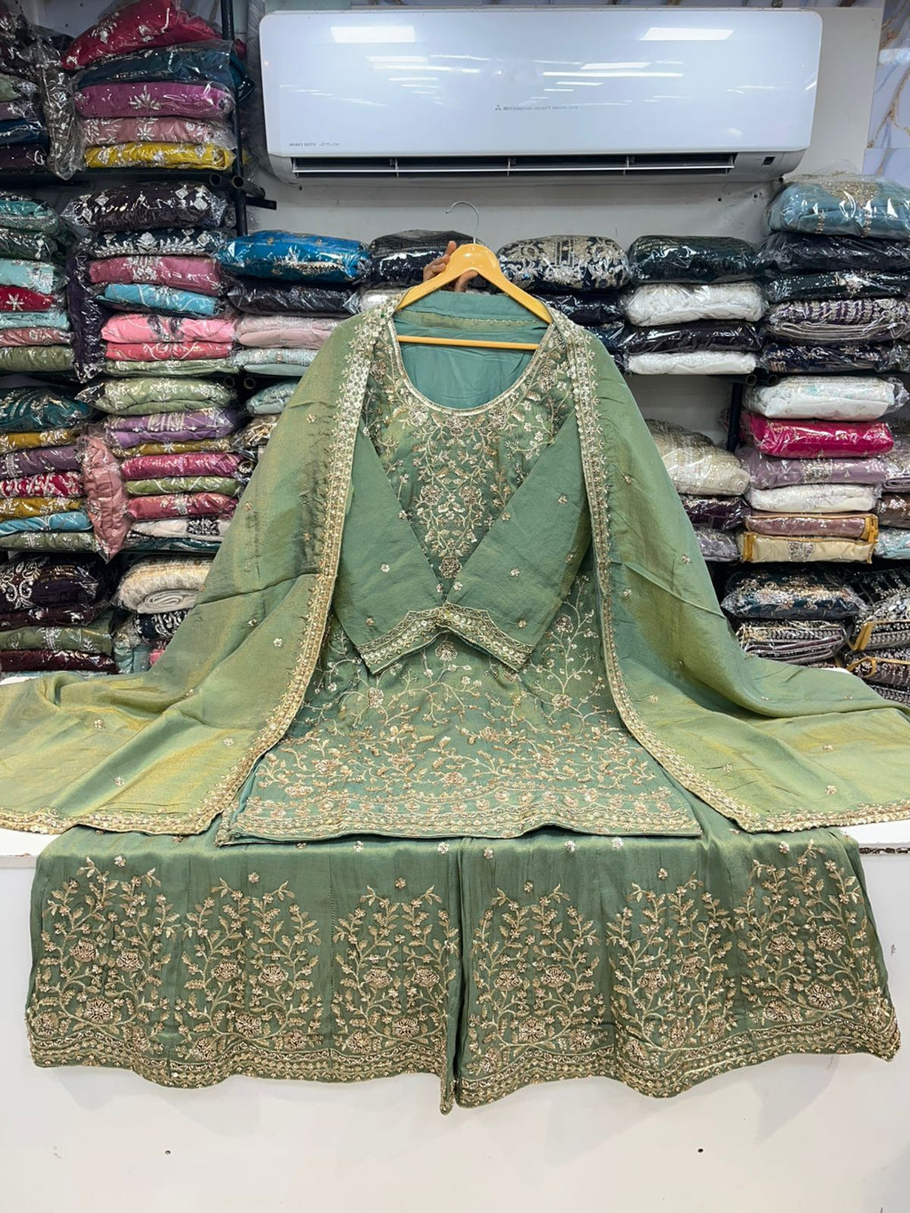 WEDDING COLLECTION