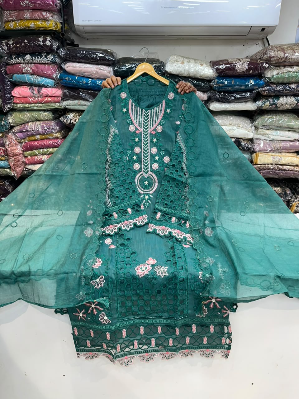 PAKISTANI SUIT 1149