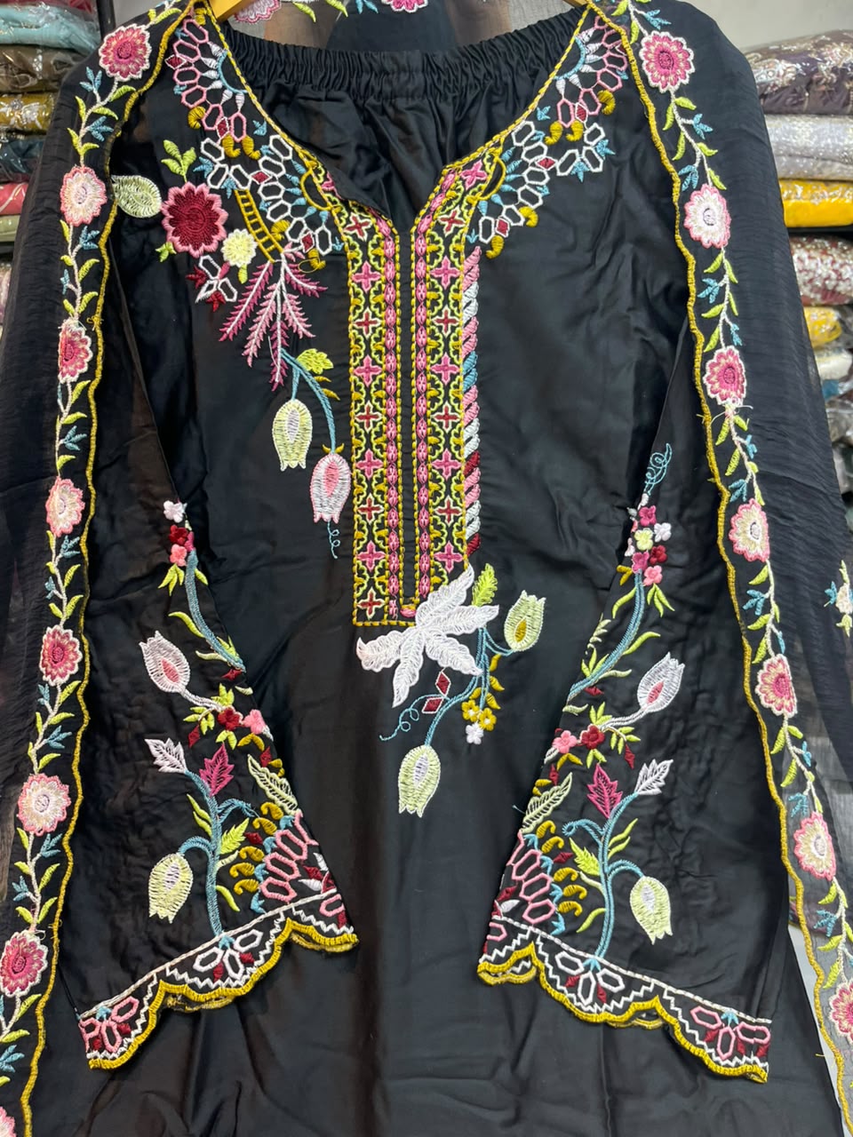 PAKISTANI SUIT 1170