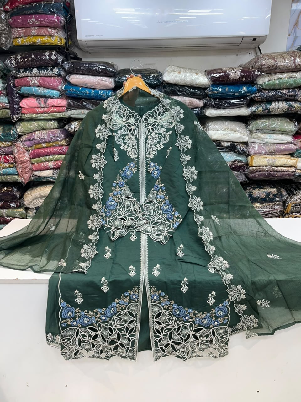 PAKISTANI SUIT 1150