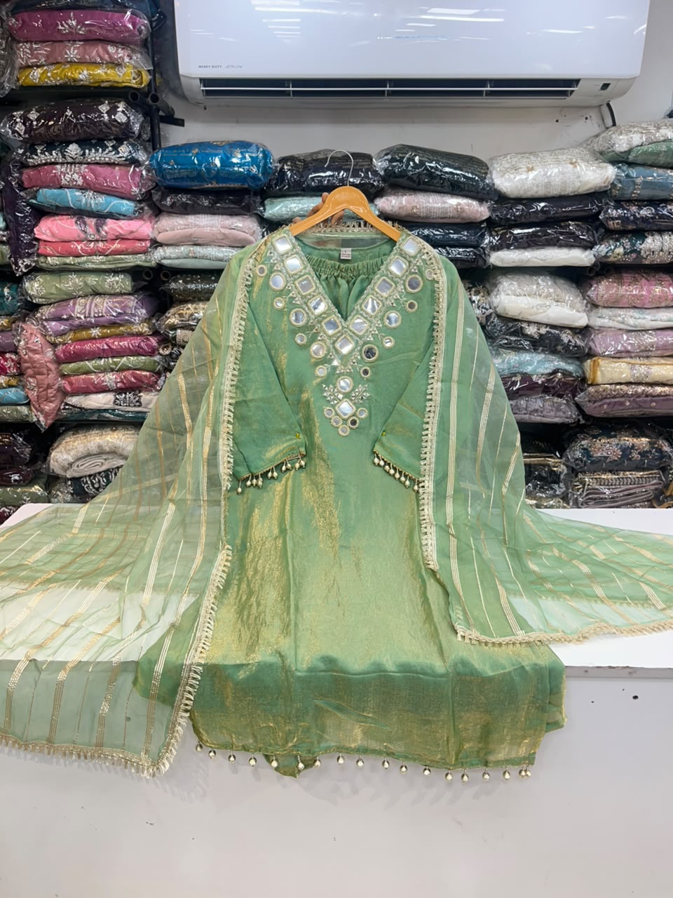 PAKISTANI MIRROR WORK 1119