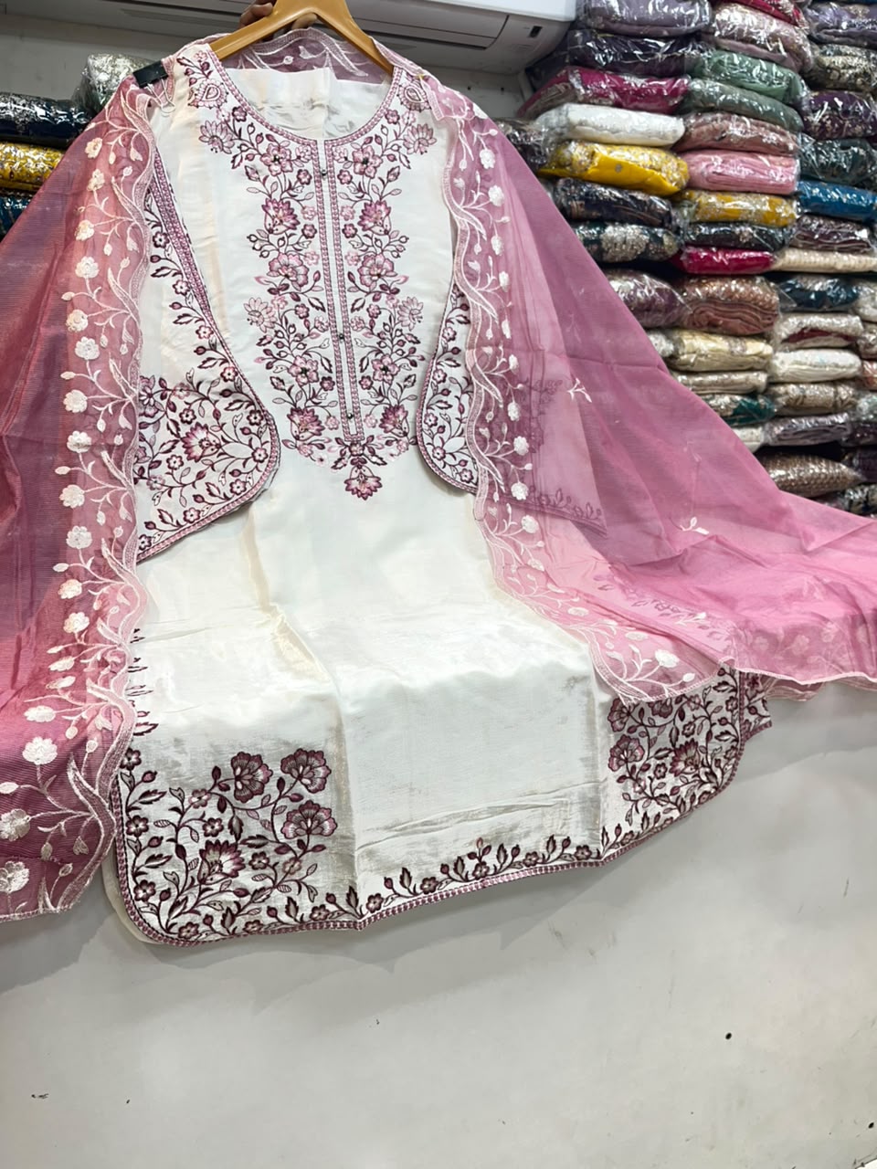 PAKISTANI SUIT 1159