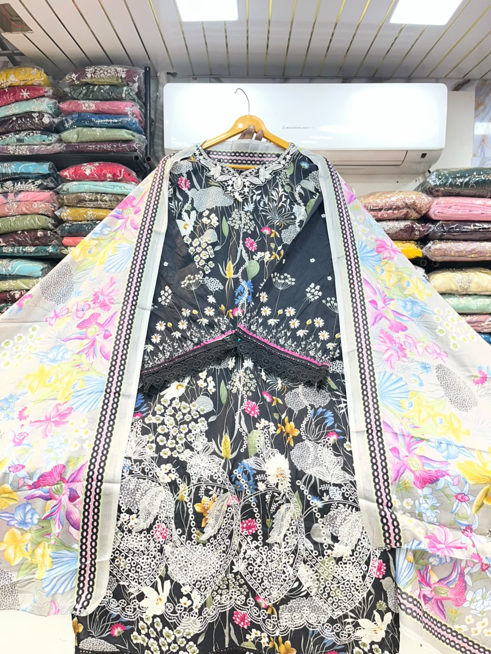 COTTON PATCHWORK SUITS 1144