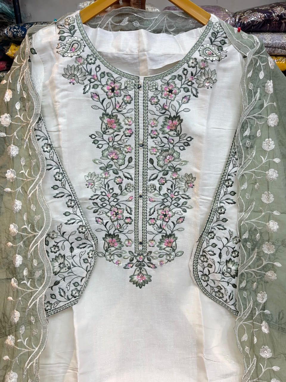 PAKISTANI SUIT 1159