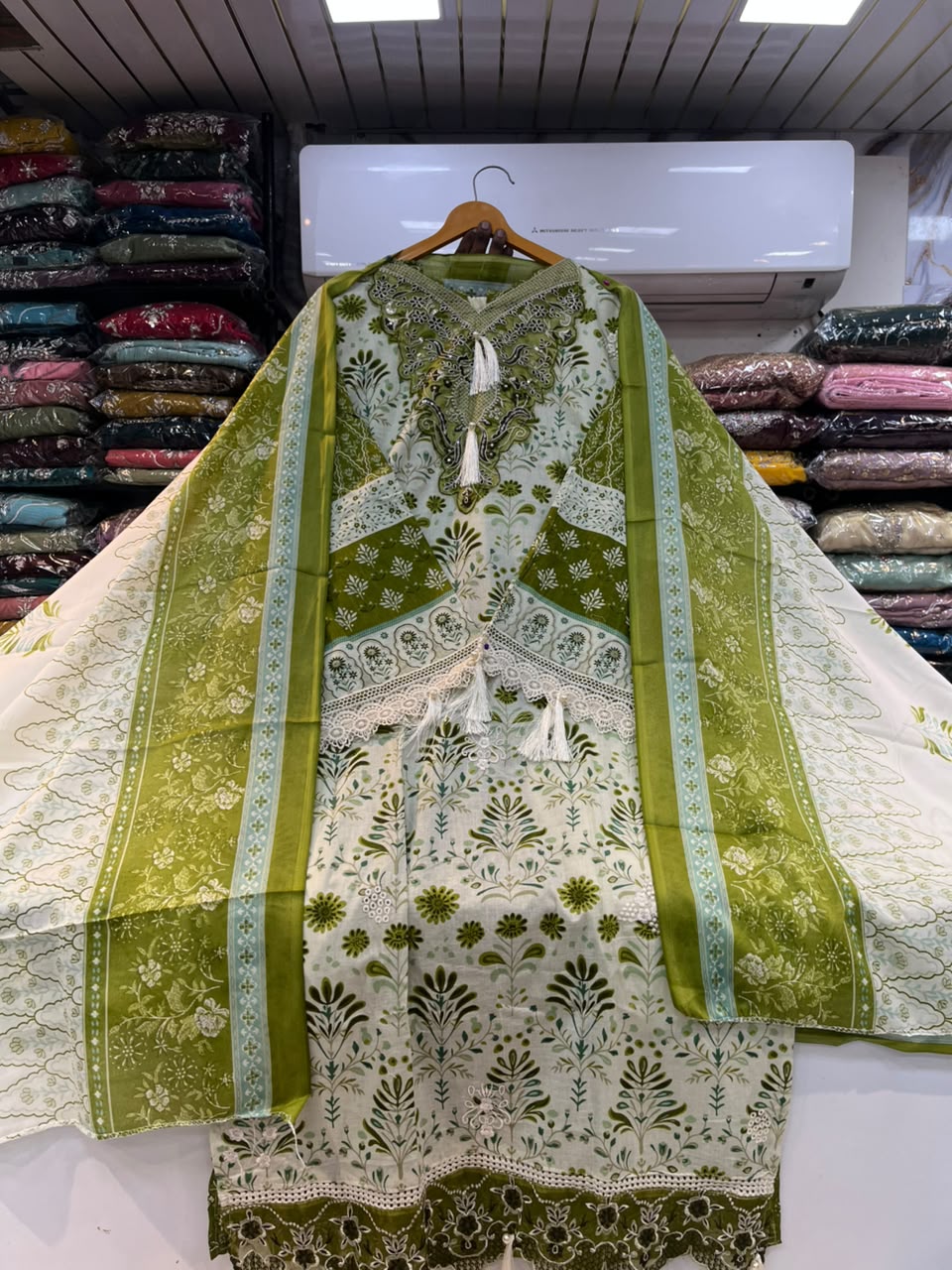 COTTON PATCHWORK SUITS 1144