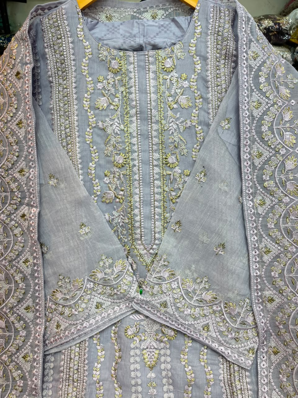 PAKISTANI SUIT 1167