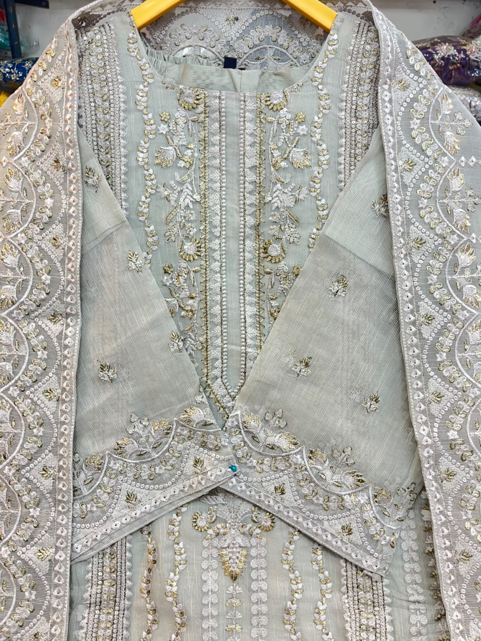 PAKISTANI SUIT 1167