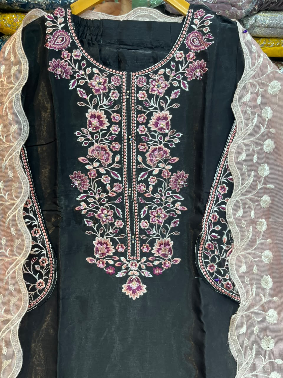 PAKISTANI SUIT 1159