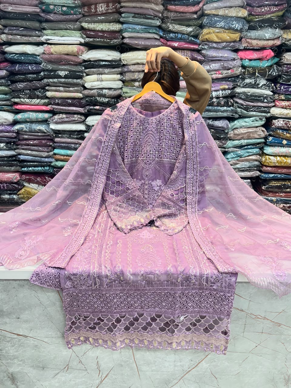 PAKISTANI SUIT 1152