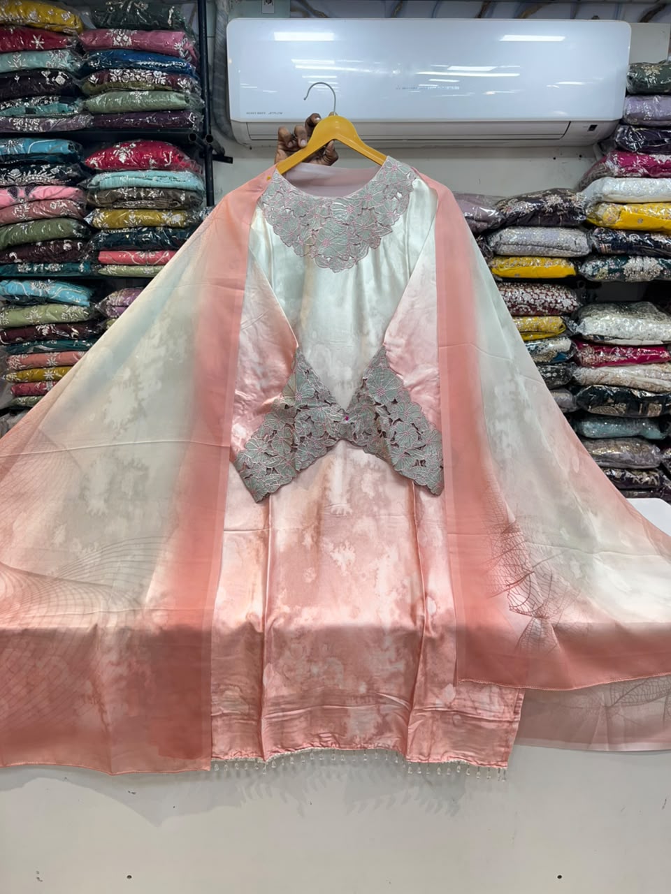 PAKISTANI SUIT 1160