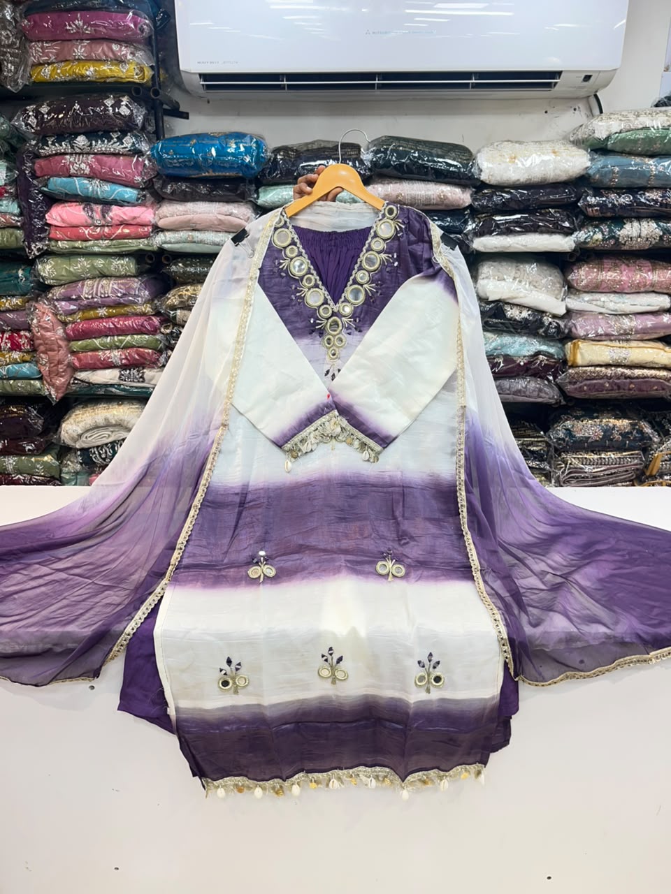PAKISTANI MIRROR WORK 1124