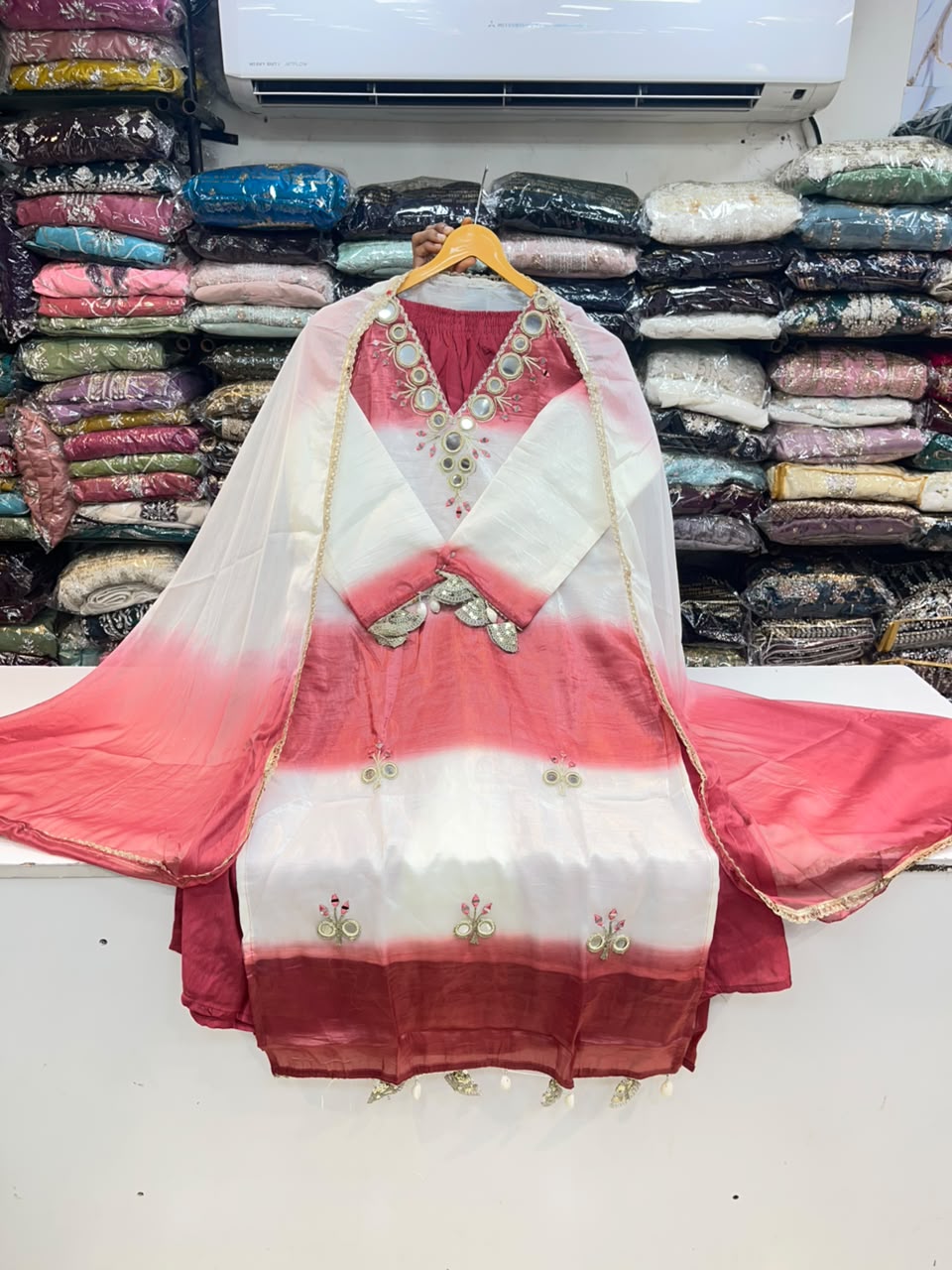 PAKISTANI MIRROR WORK 1124