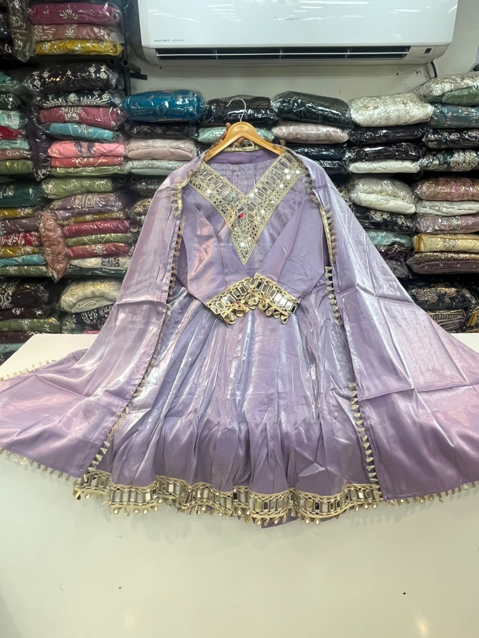 PAKISTANI MIRROR WORK 1126