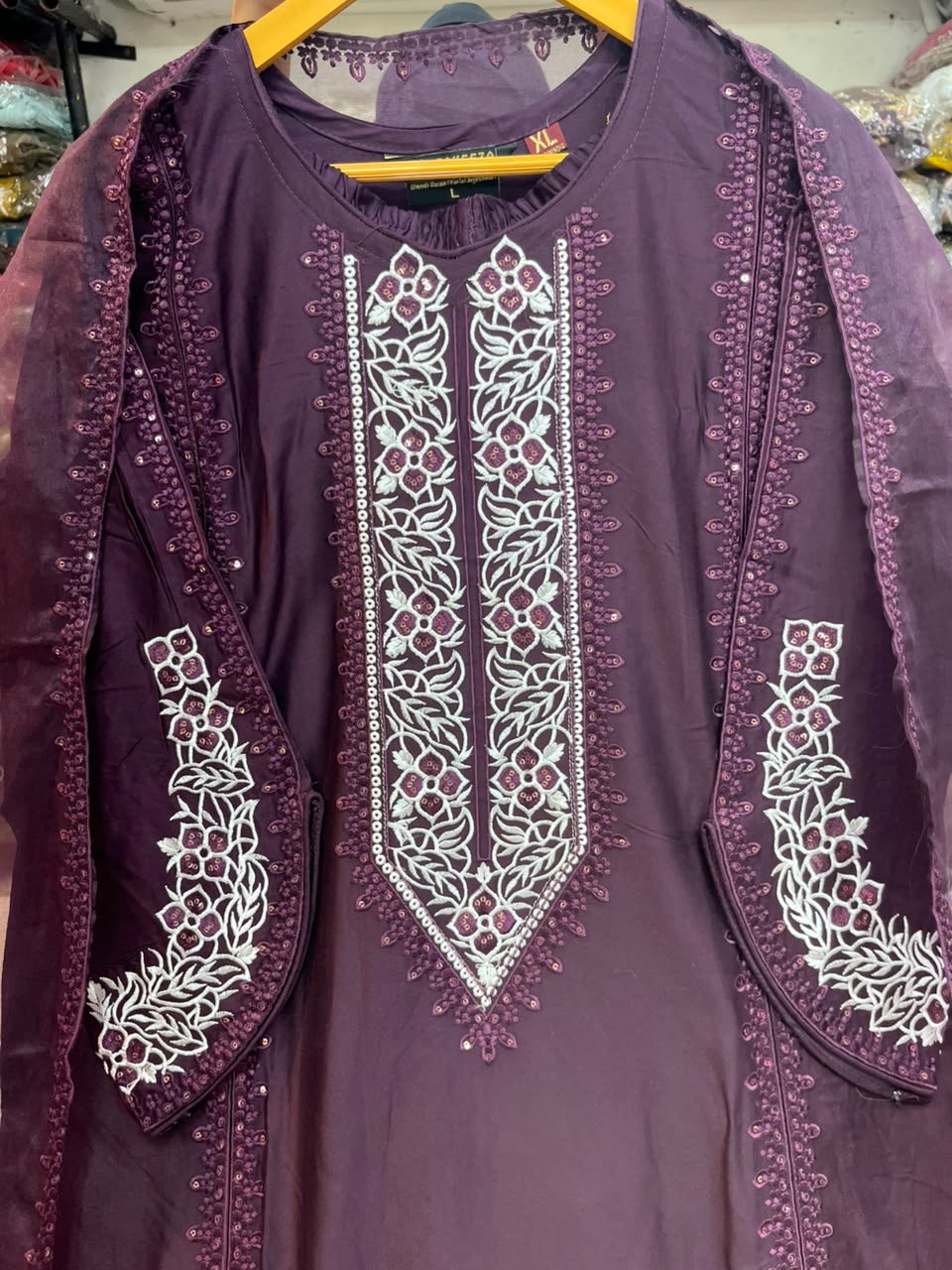 PAKISTANI SUITS 1166