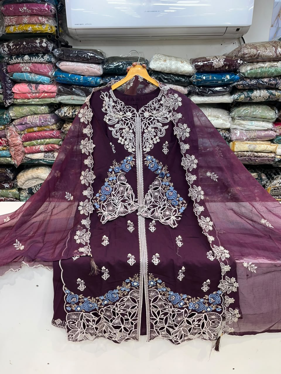 PAKISTANI SUIT 1150