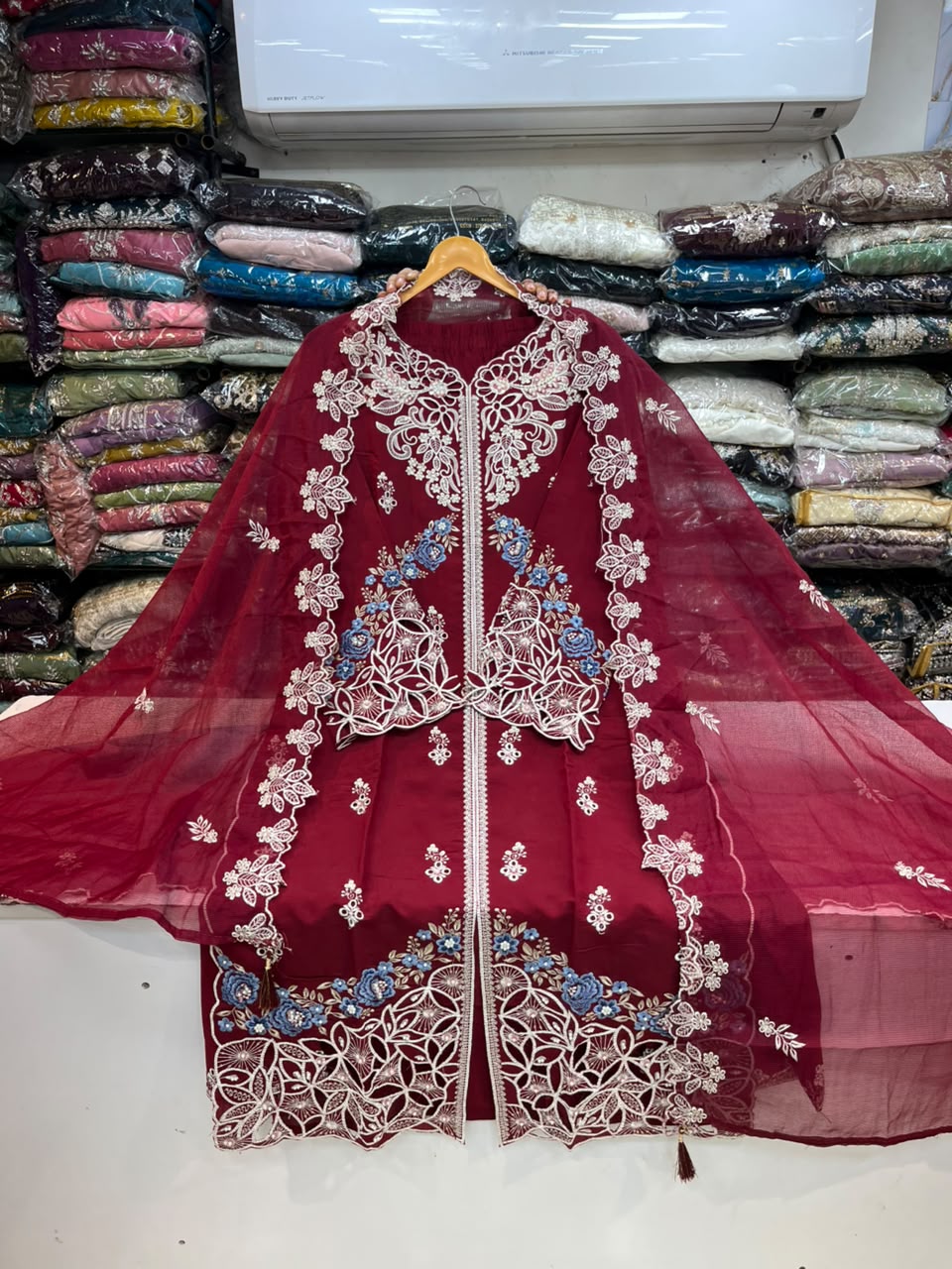 PAKISTANI SUIT 1150