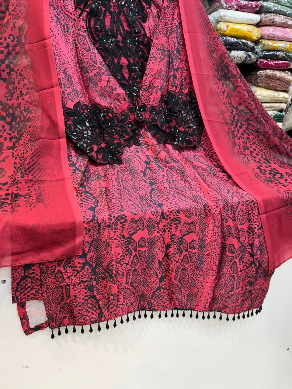 PAKISTANI CHEETAH SUIT 1165