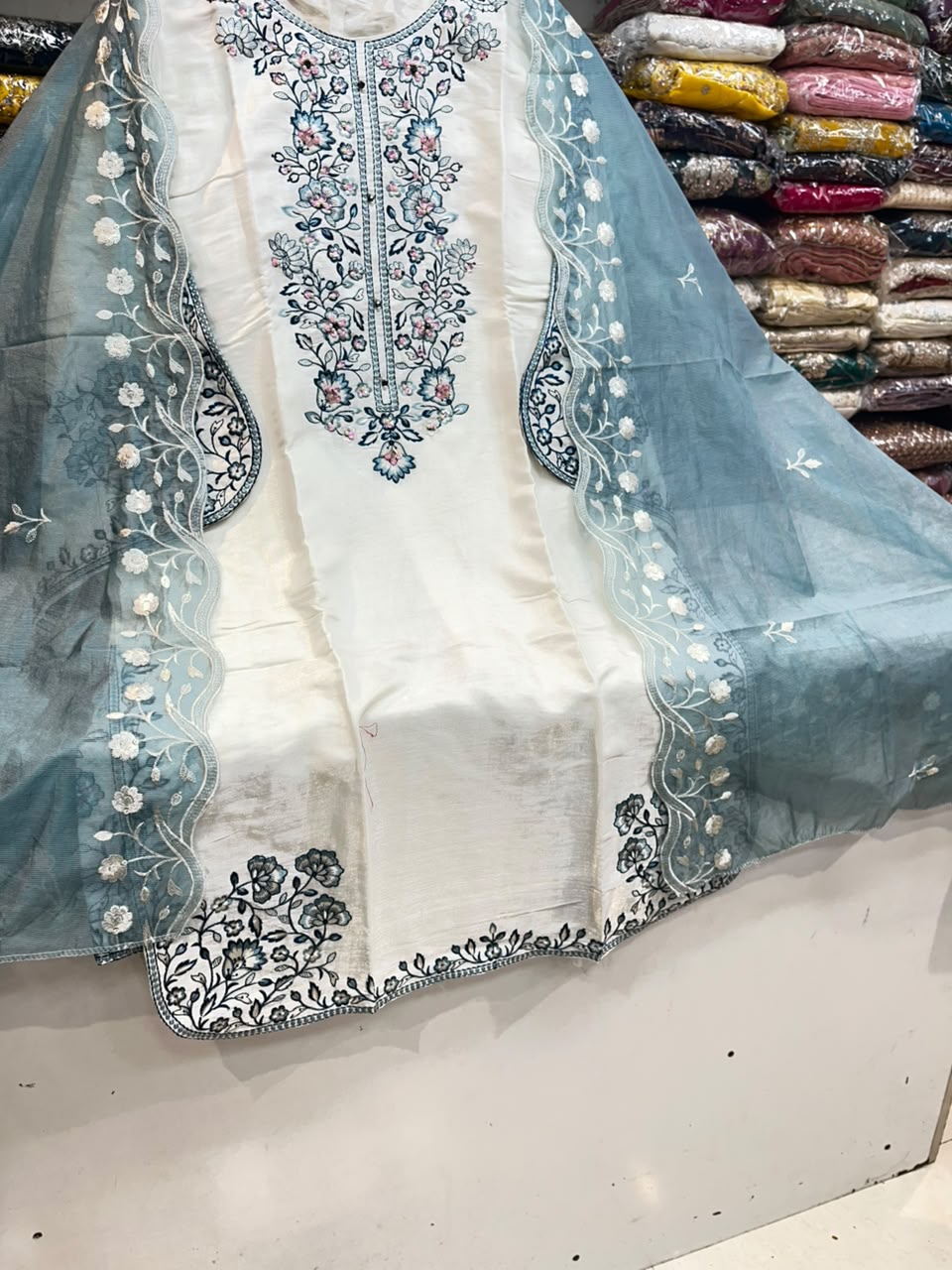 PAKISTANI SUIT 1159