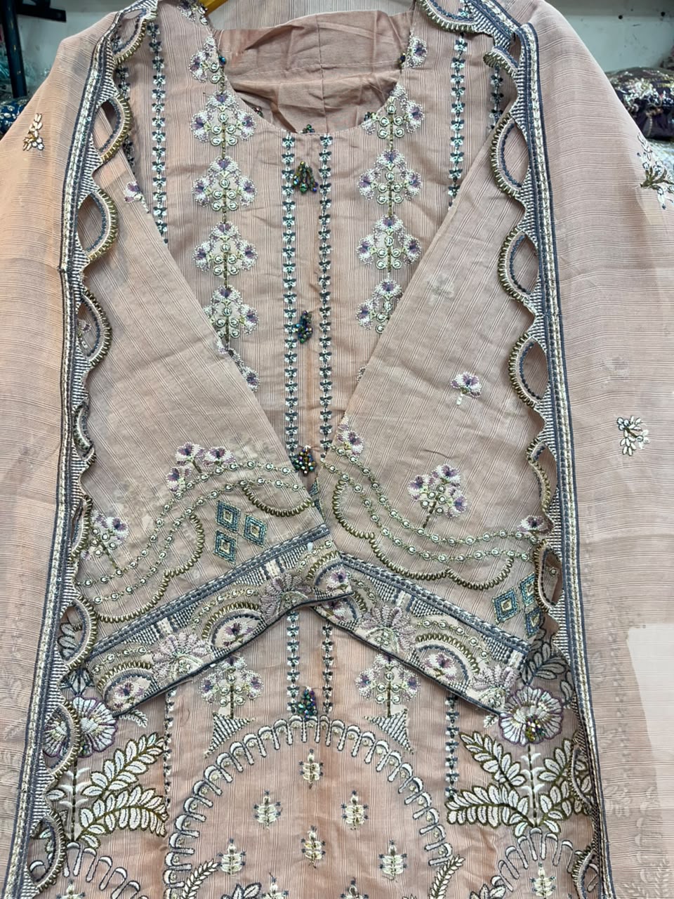 PAKISTANI SUIT 1163