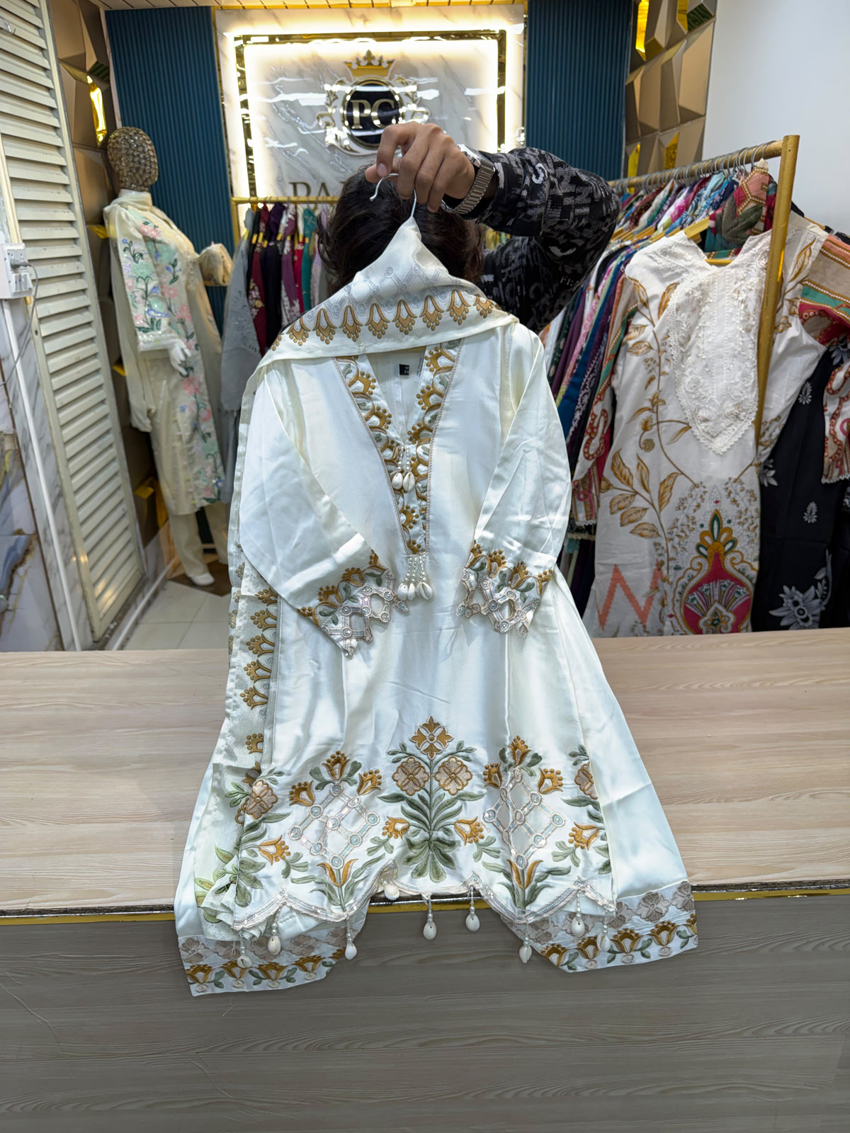 KIDS PAKISTANI COLLECTION