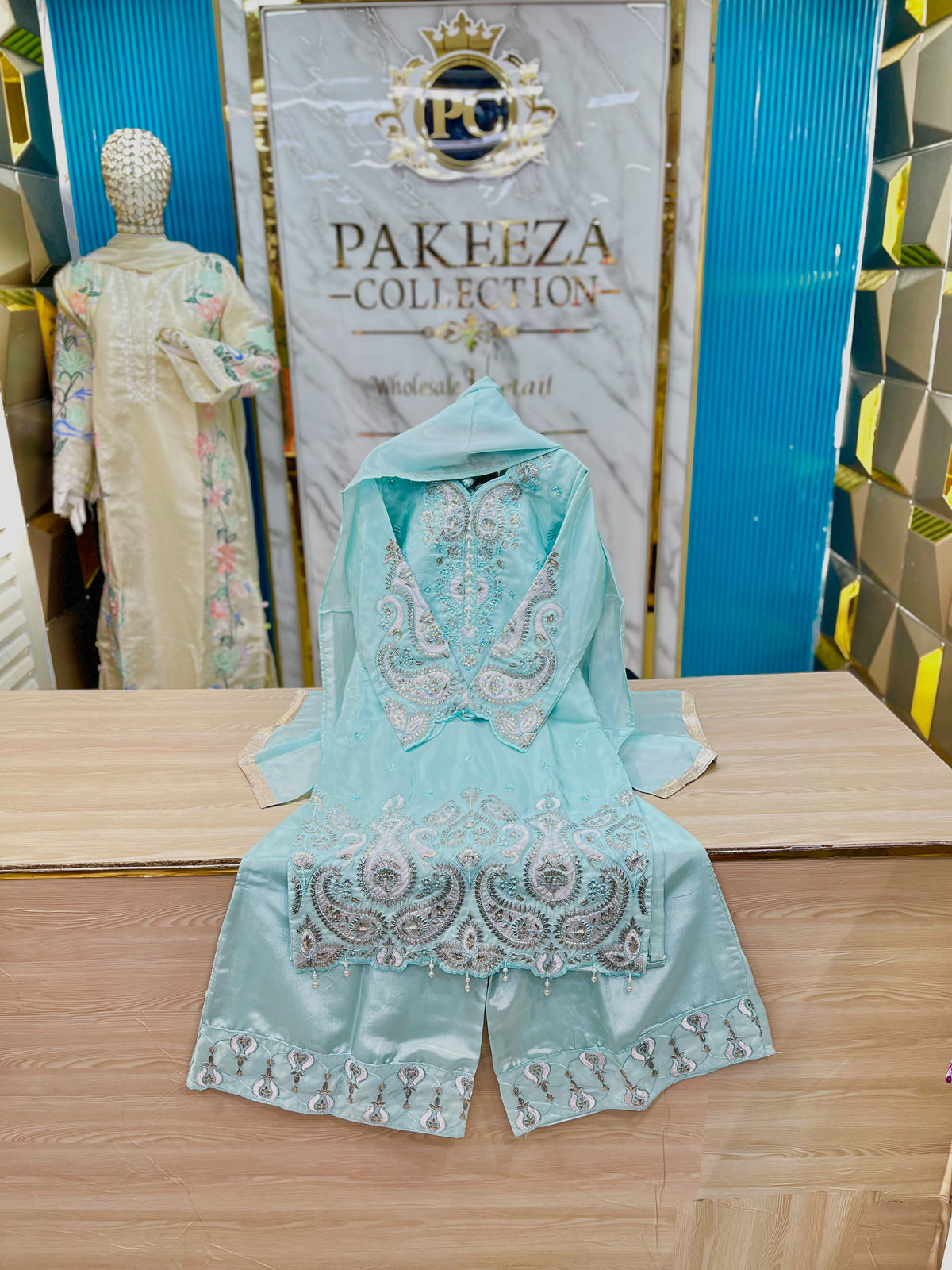 KIDS PAKISTANI 4833